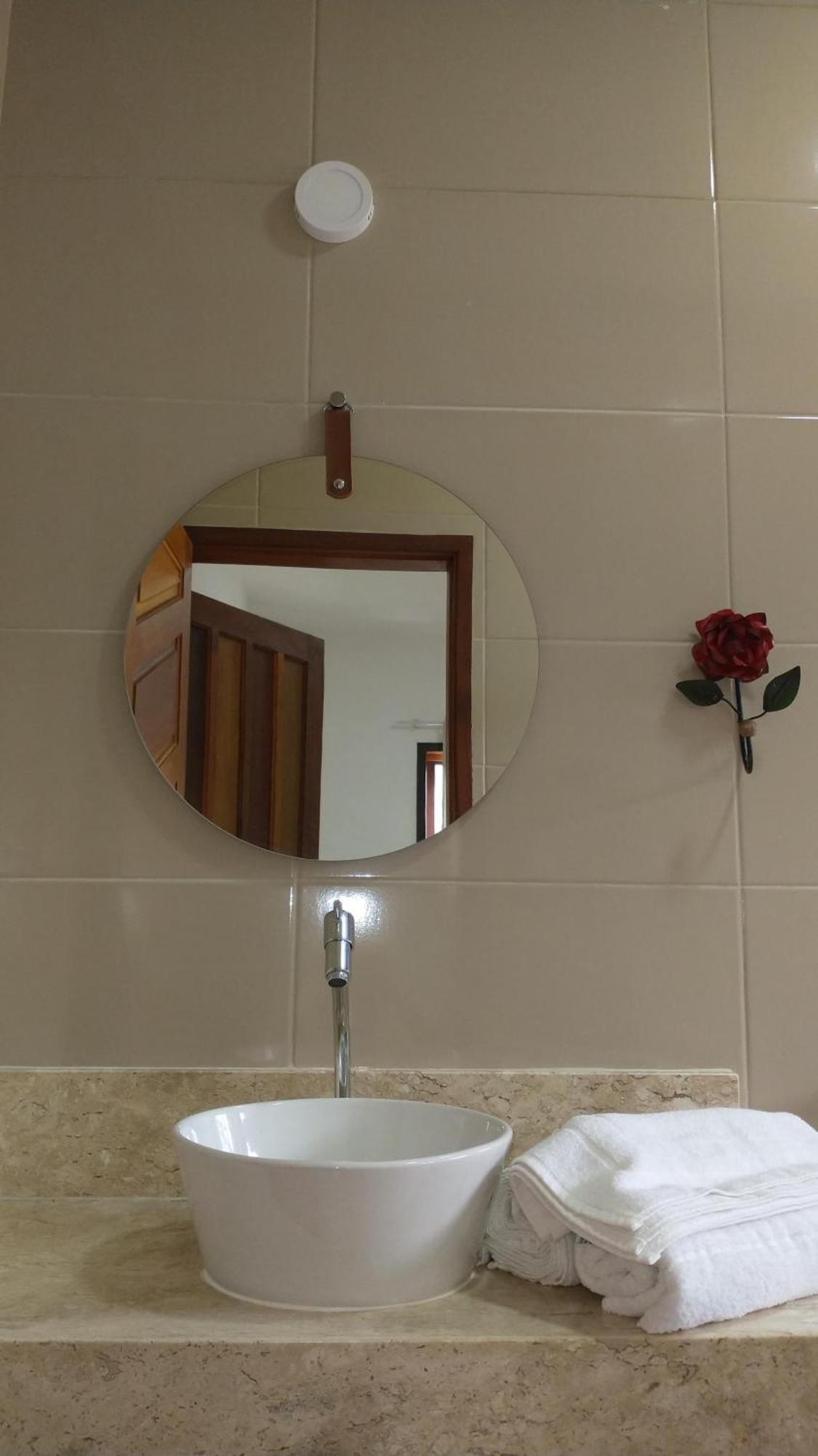Suites Castanheiras ปาราตี ภายนอก รูปภาพ